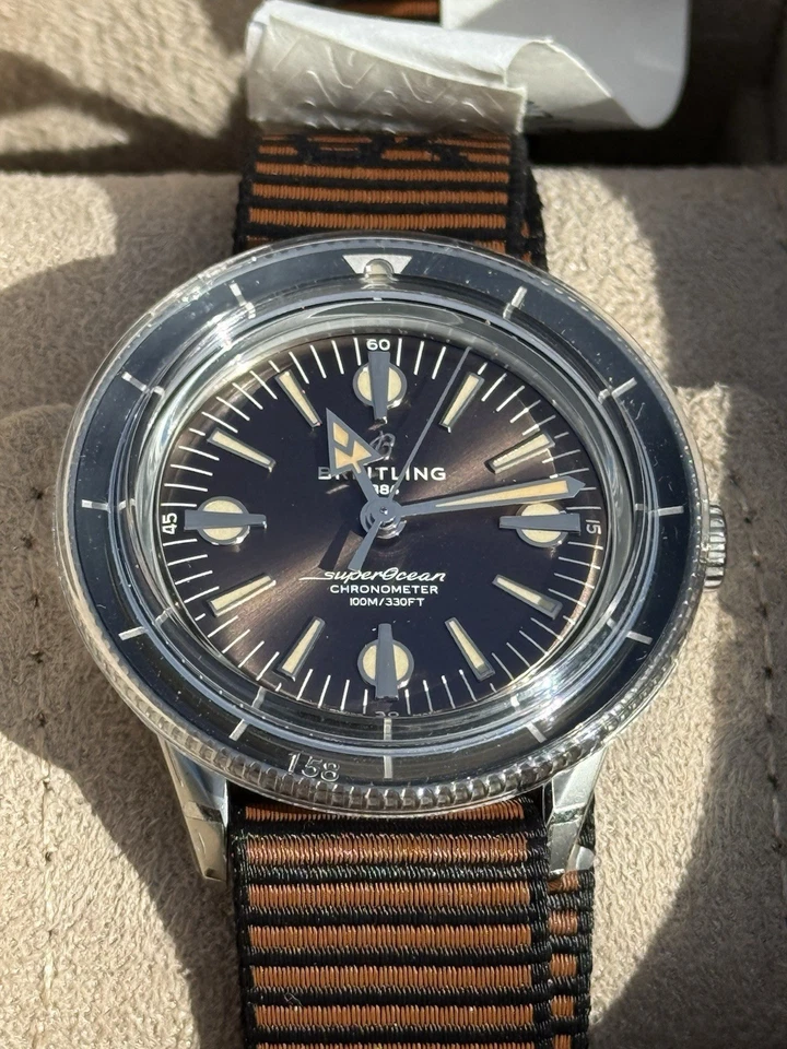 Reloj Breitling Superocean Heritage 57 Edición Outerknown - ¡Excelente! Foto 1 de 4