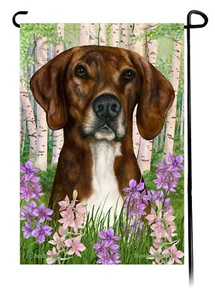 Bandera de jardín de flores de primavera - atigrado y sabueso de parcela blanca - Imagen 1 de 1