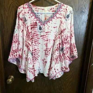 Neu mit Etikett Raga DAMEN OBERTEIL MIT TOLLEM MUSTER WEISS BURGUNDERROT GLOCKENÄRMEL SMALL Boho - Bild 1 von 4