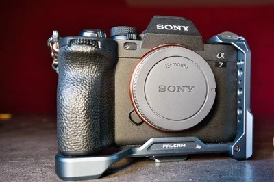 Sony Alpha 7 IV - 33MP Spiegellose Systemkamera BODY Schwarz - Bild 1 von 4