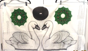 Cranston Print Works A Wildlife Weihnachten Wilder Schwan Herzstück Stoff Panel VIP - Bild 1 von 3