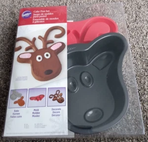 New Wilton Reindeer Cake Pan Set W/Silicone Antler Candy Mold 070-06-0182 - Picture 1 of 2
