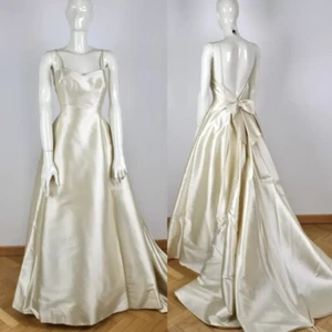 Elegant Satin Wedding Dress with Long Train Vintage with Bow A Line Bridal Gowns - Picture 1 of 9