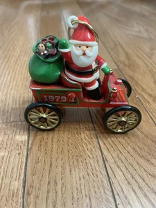 Vtg HALLMARK Christmas Ornament Here Comes Santa’s Motor Car 1st In Series 1979 - Picture 1 of 7