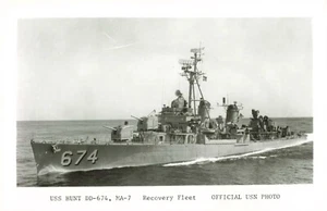 Foto USS Jagdzerstörer DD-674 MA-7 Bergungsflotte Offiziell US Navy - Bild 1 von 2