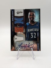 Lazar Hayward 2010-11 Absolute Memorabilia Rookie Premier Swatches Auto SP /299