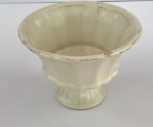 1 Vintage FTD Haeger USA Planter Vase #f-1 Matte Creamy White Glaze Footed - Picture 1 of 3