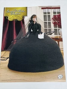 In Mourning Southern Belle 11 1/2" Modepuppe Kleid Häkelanleitung - Bild 1 von 4