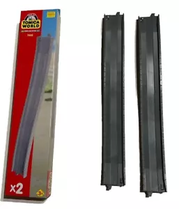 Tomy Tomica World Road & Rail System 7523 Long Sloping Road X2 With Original Box - Picture 1 of 5