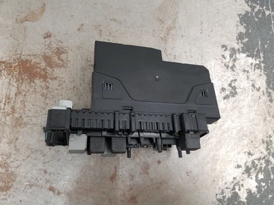 2010 Mercedes Benz AMG C 63 Rear SAM Relay Fuse Box #8001 Q6 - Image 1 of 4