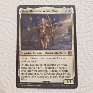 Rosa, Resolute White Mage Magic the Gathering MTG Final Fantasy quasi nuovo - Foto 1 di 2