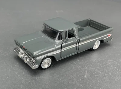 Camioneta Chevy Apache 10 1961 Die-Cast Road Champs gris D1386 1:43 Foto 1 de 4