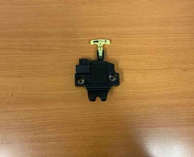 Conjunto de bloqueo de maletero Subaru BRZ 2013-2020 57530AJ021 NUEVO OEM Foto 1 de 4