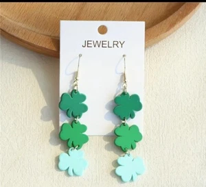 St Patrick's Day 3 Clover Design Dangle Acrylic Earrings New In Packaging - Picture 1 of 2