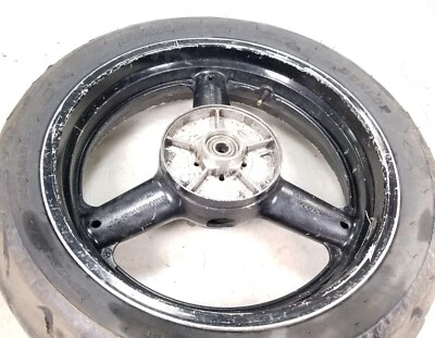 Llanta trasera 98-06 Suzuki Katana GSX 600 750 RECTA (sin neumático) 17"  Foto 1 de 4