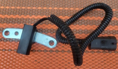 Crankshaft Crank Position Sensor 56027866AC For Jeep Cherokee XJ 4.0L L6 88-01 - Image 1 of 4