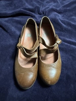 Zapatos Mary Jane DANSKO Diedra EU 39. Cuero Coñac Nudo Floral Usados en Excelente Condición Foto 1 de 4