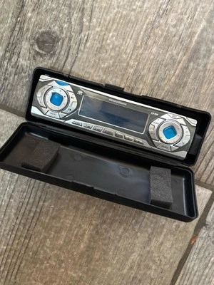 Ministry of Sound Car Stereo CD MP3 RDS Detachable Faceplate w/ Protective Case - Image 1 of 2