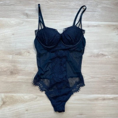 Fredericks of Hollywood 蕾丝泰迪内衣黑色 M 码 — 第 1/4 张图片