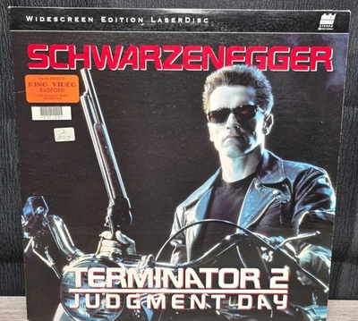 Terminator 2 Judgement Day (1991) Widescreen 2 Disc Edition Laserdisc - Image 1 of 4