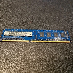 SK Hynix 2GB 1Rx8 PC3-12800U 11-12-A1 HMT325U6EFR8C-PB - Picture 1 of 3