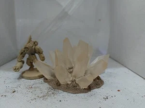 28mm Clear Crystals Set 2 *FIGURE NOT INCLUDED* - Picture 1 of 4