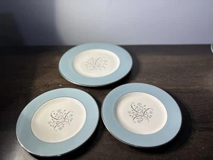 Syracuse China Meadow Breeze Salad Plate & 2 Bread Plates MCM Blue Floral - Picture 1 of 9