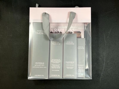 Mary Kay Timewise Age Minimize 3D Miracle Set 4 Pieces Combination To Oily NEW - Image 1 of 4