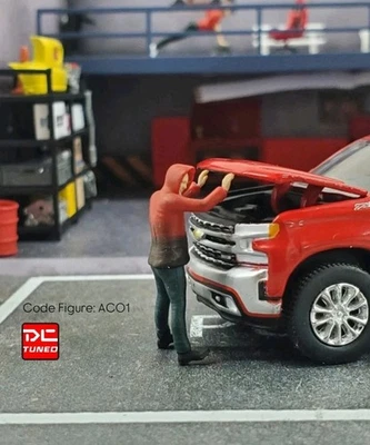 Figure For Diorama 1:64 - Man with hands up - Figures - Resin - Изображение 1 из 3