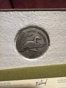 Larry Toschik Ducks Unlimited .999 Plata Fina Medallón Mallard Og Caja Raro Difícil de Encontrar - Imagen 1 de 7
