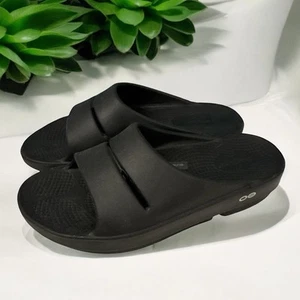 OOFOS OOmega OOahh Recovery Slides Womens Sz 8 39 Black Comfort Sandal Shoes EUC - Picture 1 of 7