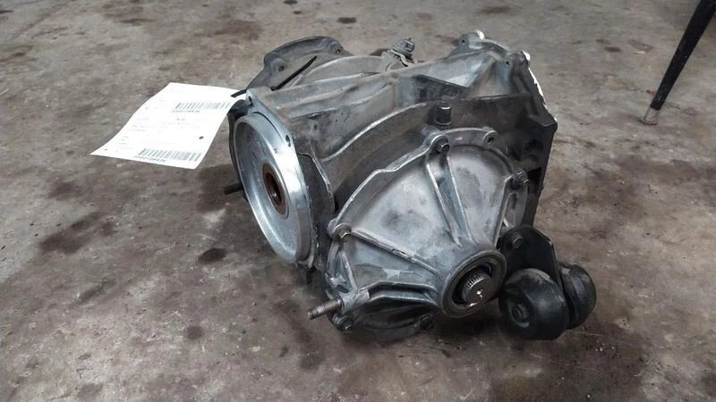 1997-2004 Chevy Corvette Differential Carrier Assembly AT 3.15 Ratio Opt G90 - Image 1 of 2