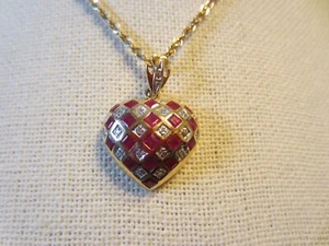 NACHLASS 14 Kt Gold gepuffter Herz Anhänger echte Rubine (17) und Diamanten 3 Gramm - Bild 1 von 15