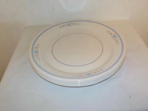 Corelle "Needlepoint" DINNERWARE EXCELLENT - Picture 1 of 2