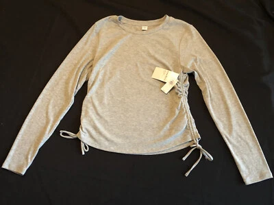 Top para mujer OLD NAVY ACTIVE talla mediana laterales acanalado gris claro cordones ¡NUEVO! Foto 1 de 4