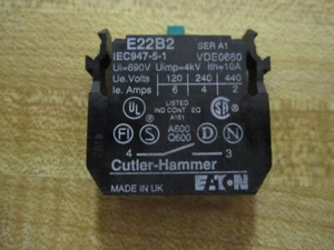 Cutler Hammer E22B2 Eaton Contact Block (Pack of 3) - Picture 1 of 3
