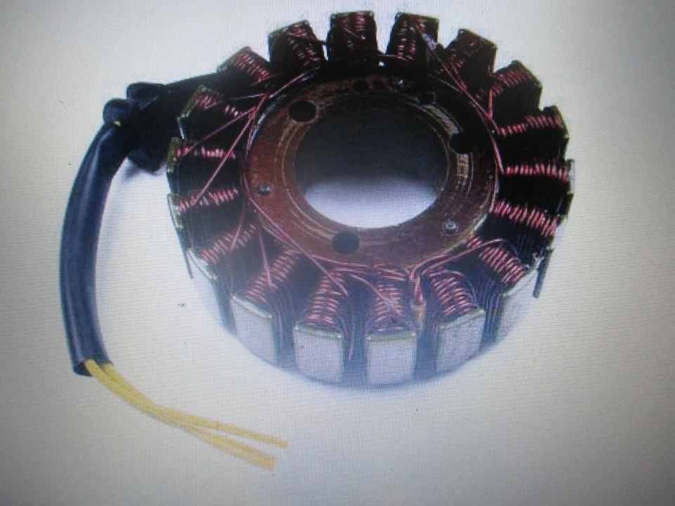 Suzuki GSXR600K1, GSXR750K1 Generator engine stator coil - Image 1 of 1