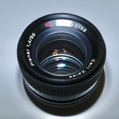 Carl Zeiss Planar 50mm f1.4 T* AEJ C/Y - Image 1 of 4