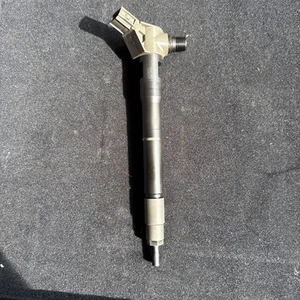 LOW MILEAGE 2012-18 MAZDA 3 / CX-5 / 6 2.2D SKYACTIVE FUEL INJECTOR SH01-13H50 - Picture 1 of 5