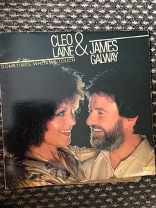 CLEO LAINE & JAMES GALWAY(SOMETIMES WHEN WE TOUCH)RCA RED SEAL,1980 LP. - Picture 1 of 3