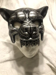 Silver wolf mask hard  plastic  - Picture 1 of 5