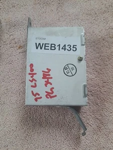 OEM 95-97 LEXUS UCF20 LS400 CRUISE CONTROL MODULE 88240-50071 - Picture 1 of 2