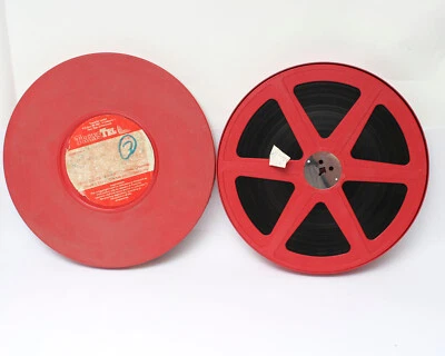 Film Kunstoffspule Ø 27,5cm-600m mit alte 16mm Film Material+Schutzhülle Nr.1892 - Bild 1 von 4