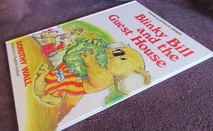 Blinky Bill & the GUEST HOUSE ~ Dorothy Wall. Hb  Stephen Axelsen  HERE in MELB - Picture 1 of 11