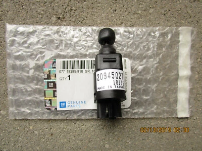 03 - 19 GMC SAVANA 1500 2500 3500 POWER MIRROR SWITCH BRAND NEW 20945027 - Image 1 of 4