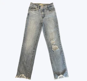 Levi's 724 High Rise Straight Jeans Size 24 Light Wash Straight Crop Jeans - Picture 1 of 4