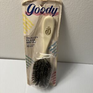 Vtg Goody Hair Styling Brush 100% Boar White Signet Flared BRUSH Sealed NOS