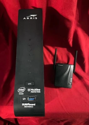 WIFI Modem/Router combo with 3 Wireless Extender/Access Points - Image 1 of 4