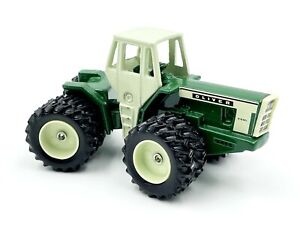 1/64 Oliver 2455 4WD Tractor With Cab
