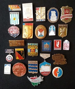 Kultur Stadt Heraldik Denkmal Architektur Mix 25 Teile Sowjetische Pin Anstecker UdSSR - Bild 1 von 7